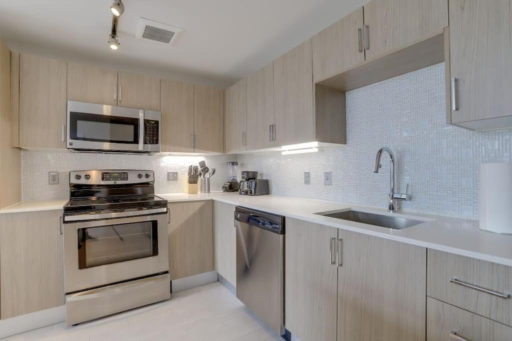 Wonderful 2Br Apartment At Crystal City Arlington Kültér fotó