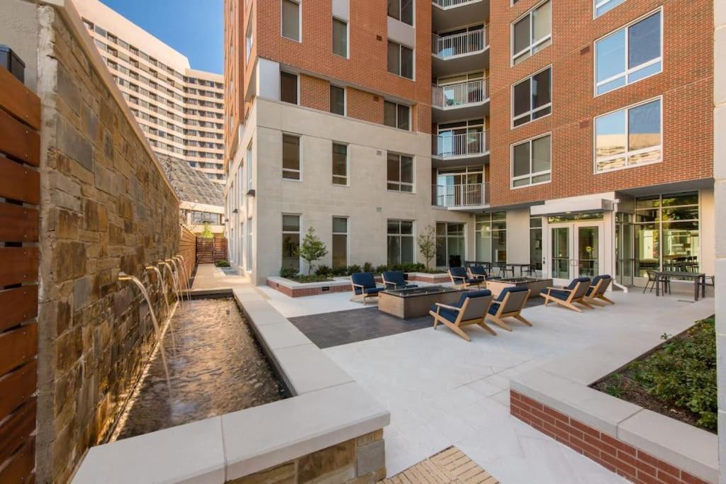 Wonderful 2Br Apartment At Crystal City Arlington Kültér fotó